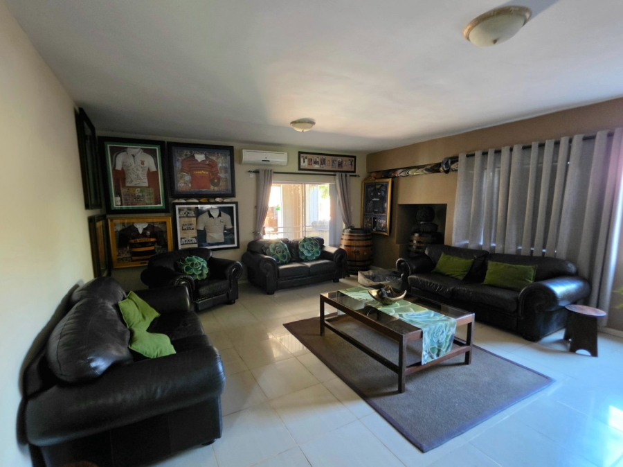 5 Bedroom Property for Sale in Blydeville Northern Cape